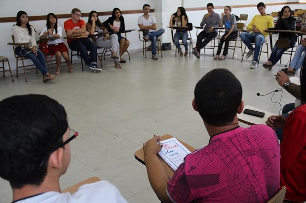 80 educadores e 58 estudantes participaram da Roda de Conversa do Teritório do Vale do Rio Doce. Foto: Lígia Souza ACS/SEE